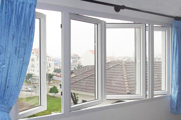 Cửa sổ 4 cánh mở quay uPVC